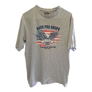 Bass Pro Shops Gray Graphic T-Shirt for Men
